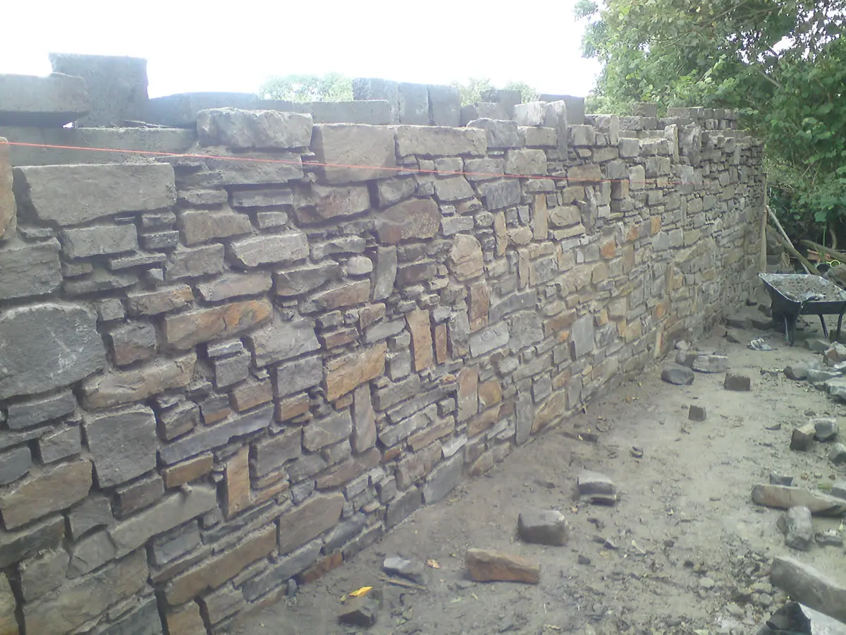 Dressed stone walling by Quinn Masonry